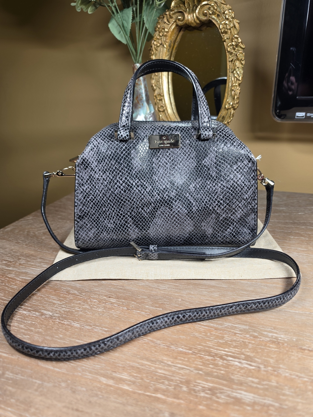 kate spade Gray Python-Embossed Leather Crossbody Satchel NWOT (Retail $398) - Picture 5 of 15